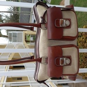 Dooney And Bourke bag